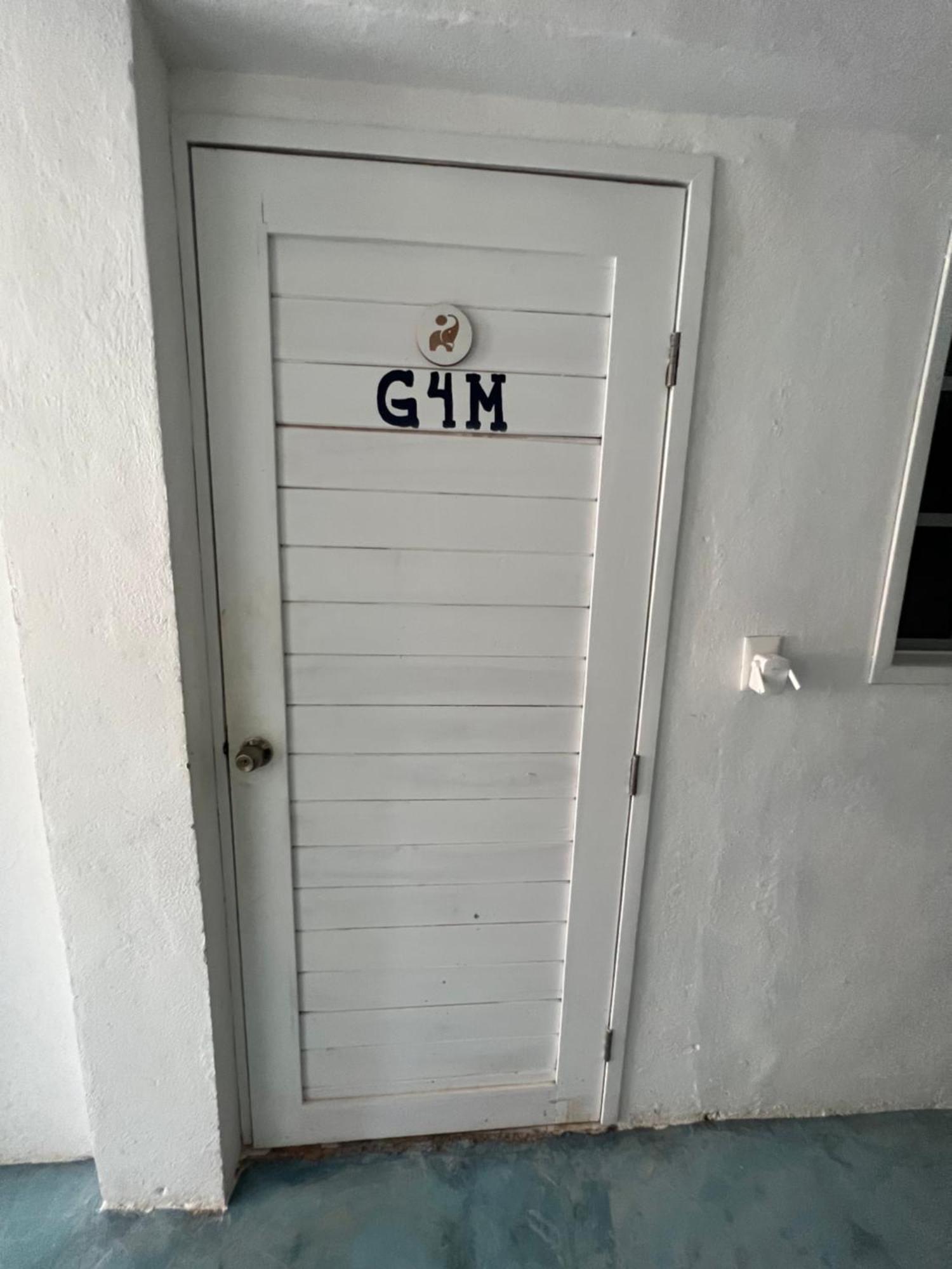 Casa Gajah Hotel Cuyo Exterior photo